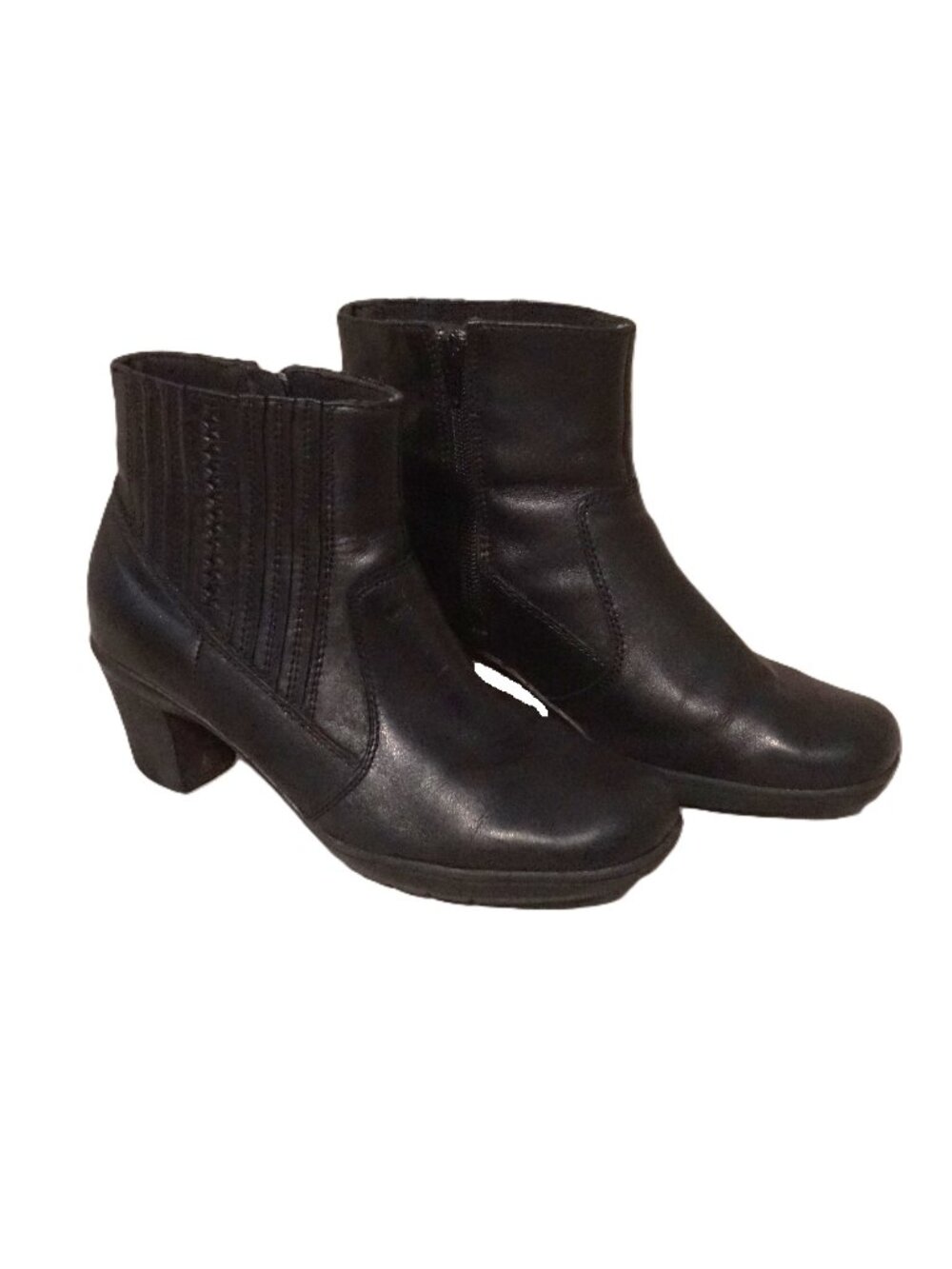 Clarks Black Leather Booties Rubber Heels and Stretch for Comfort Women’s 7 ½ M